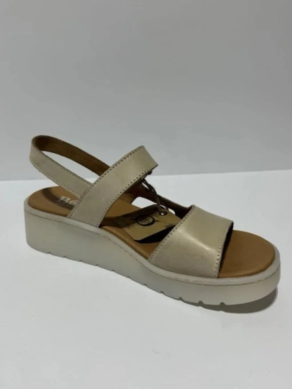 Born Womens Kit Sandals Natural Size 8 M